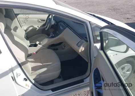 2011 Toyota Prius Two из США, поврежденный, VIN JTDKN3DU5B0289422